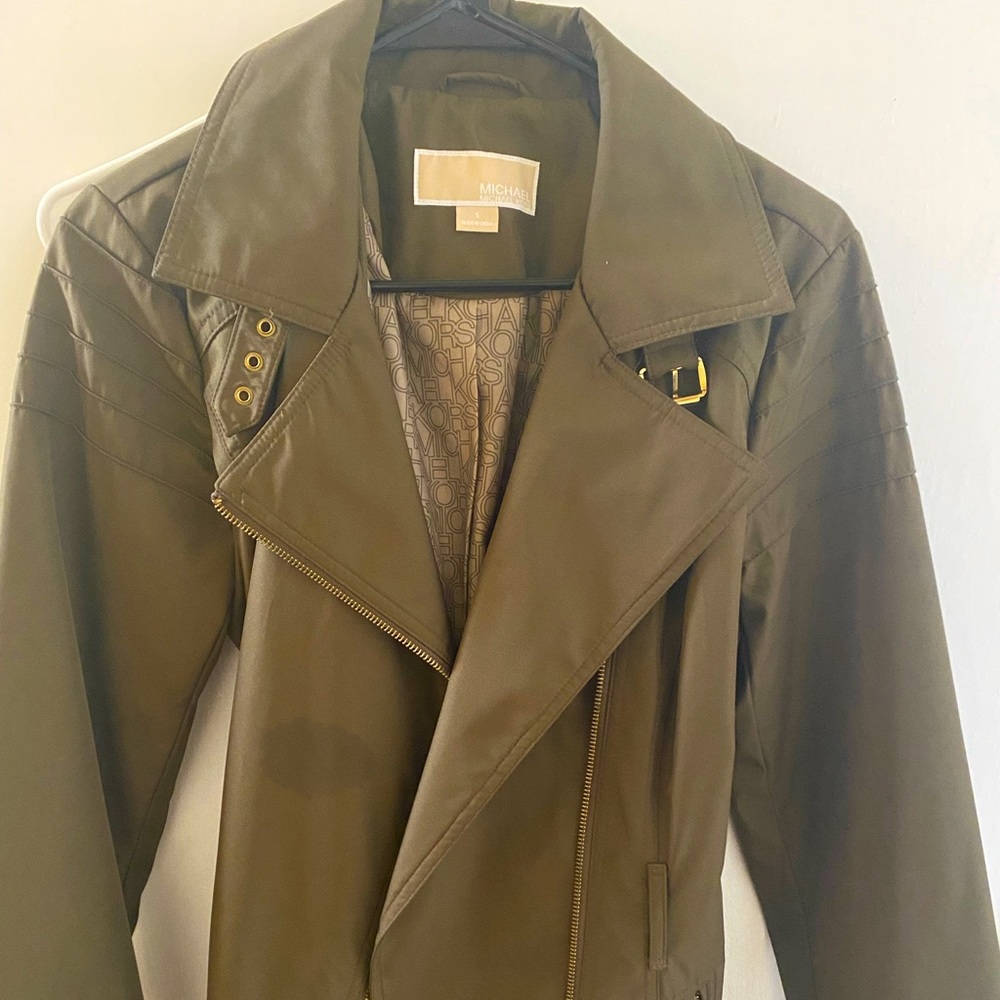 Micheal Kors Rain Jacker